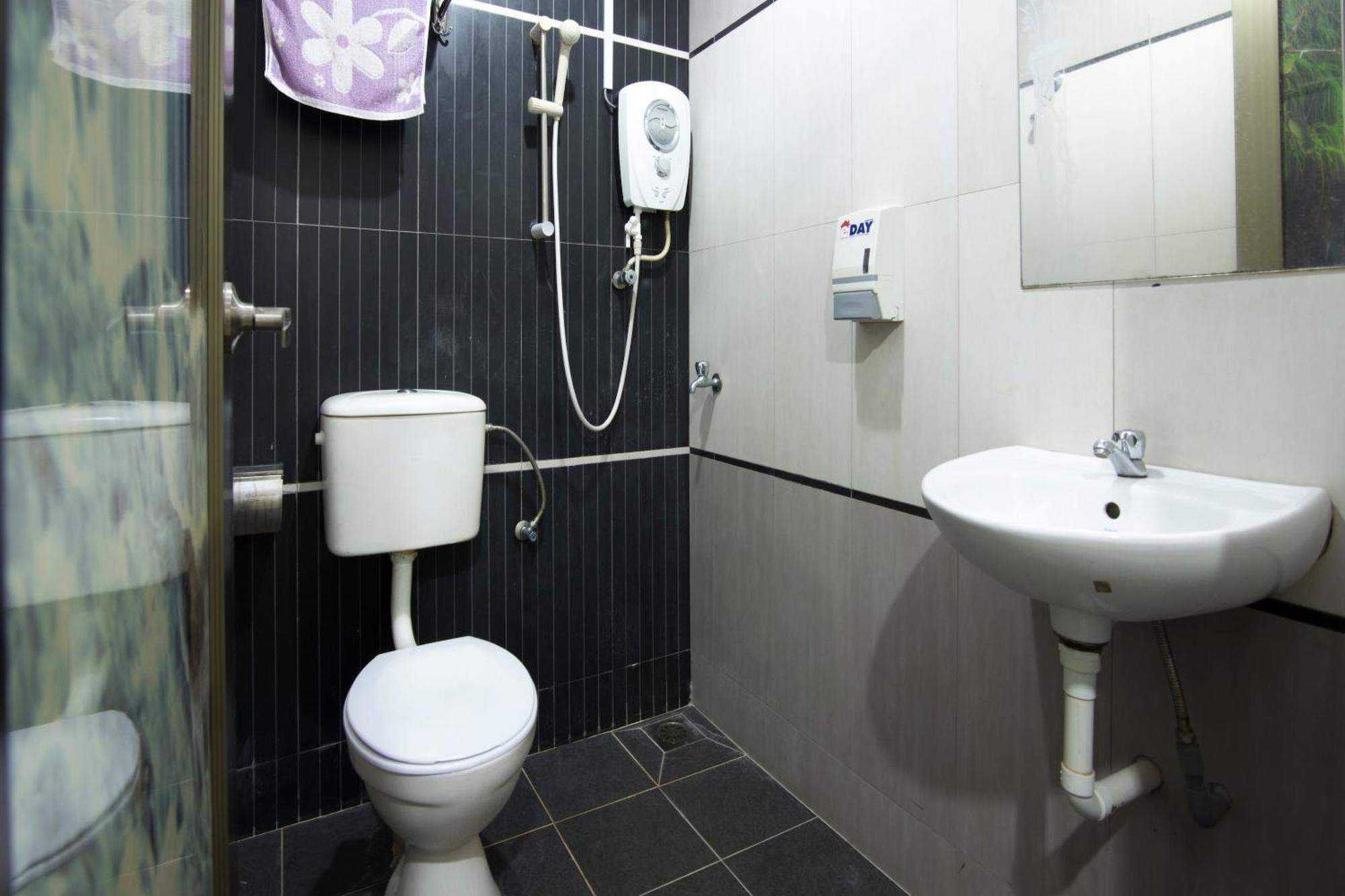 Valley View Hotel Lumut Exterior foto
